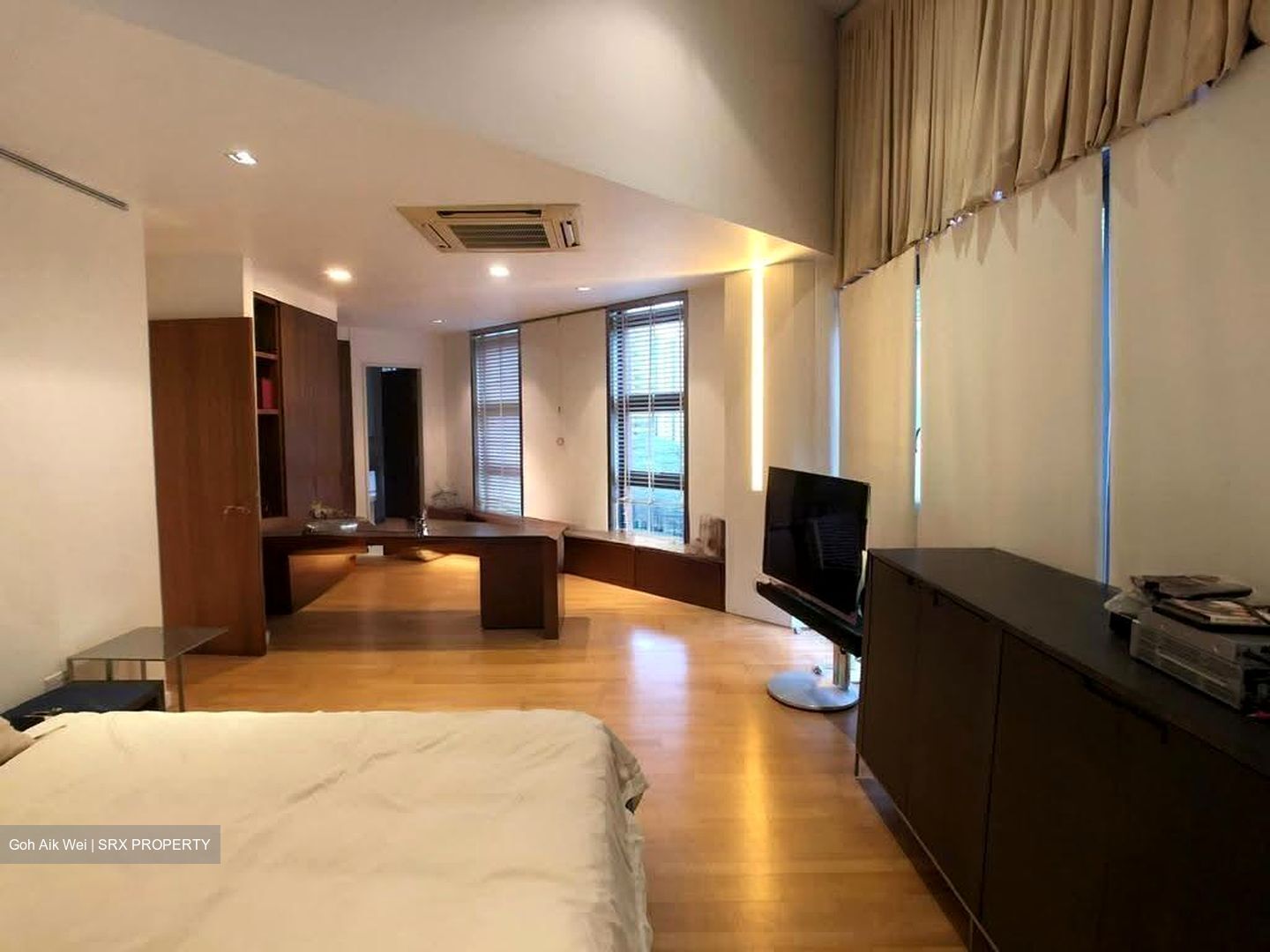 Grange Road (D10), Condominium #629167671